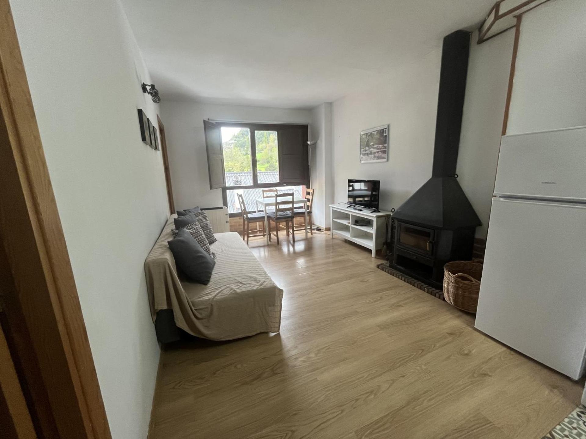 Apartamentos Turisticos Rio Gallego Canfranc Eksteriør billede